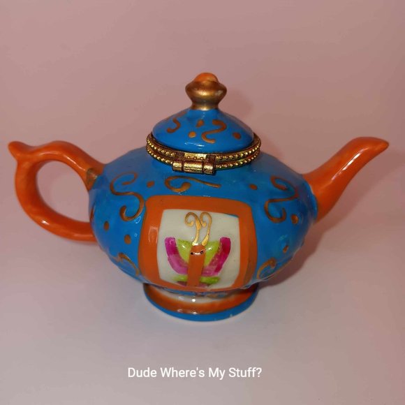 BUTTERFLY TRINKET PORCELAIN HINGED MINI TEAPOT - ABOUT 3" TALL - BLUE & BRICK - Picture 6 of 8